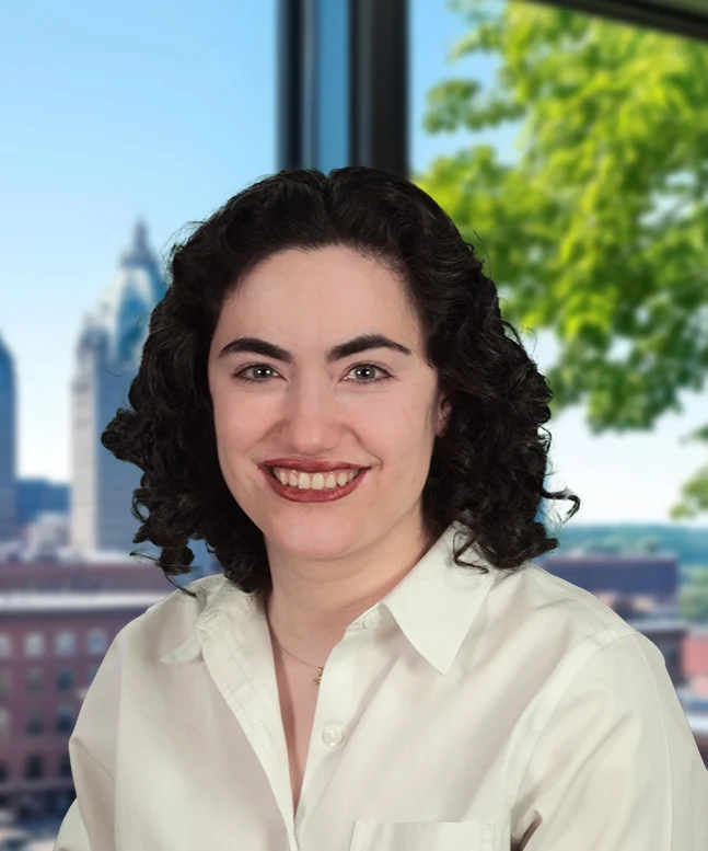 Lily Eisenberg headshot