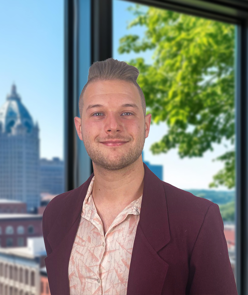 A headshot of Alex Deger, PA-C.