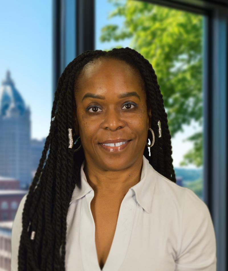 Nickie Diggs headshot