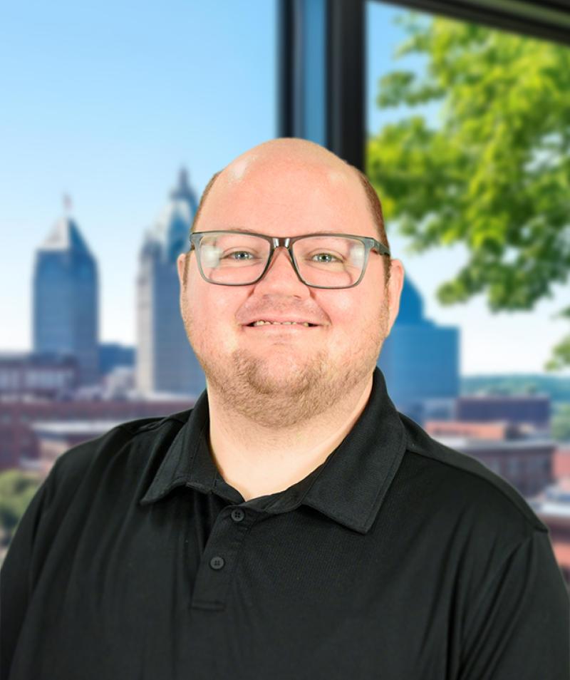 Alex Geiger headshot