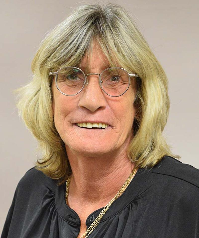 Joanne Silverstein's headshot